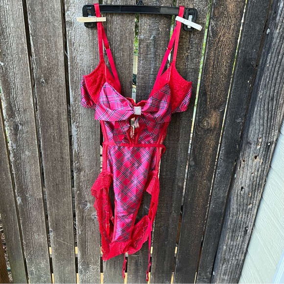 Victoria’s Secret Wicked Unlined Bow Balconette Teddy NWT In Red Plaid Sz XL - Picture 11 of 16